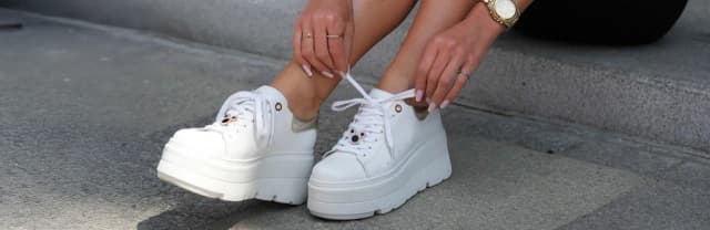 Gdzie kupić modne buty? Oto najlepsze sklepy i aktualne trendy w obuwiu Gdzie kupić modne buty? Oto najlepsze sklepy i aktualne trendy w obuwiu